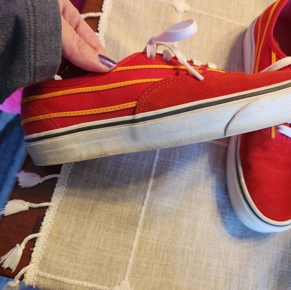 Vans Original Racing Red/Cadmium Yellow Unisex Sneakers M 8/ W 9.5 Chiefs colors - Picture 3 of 12